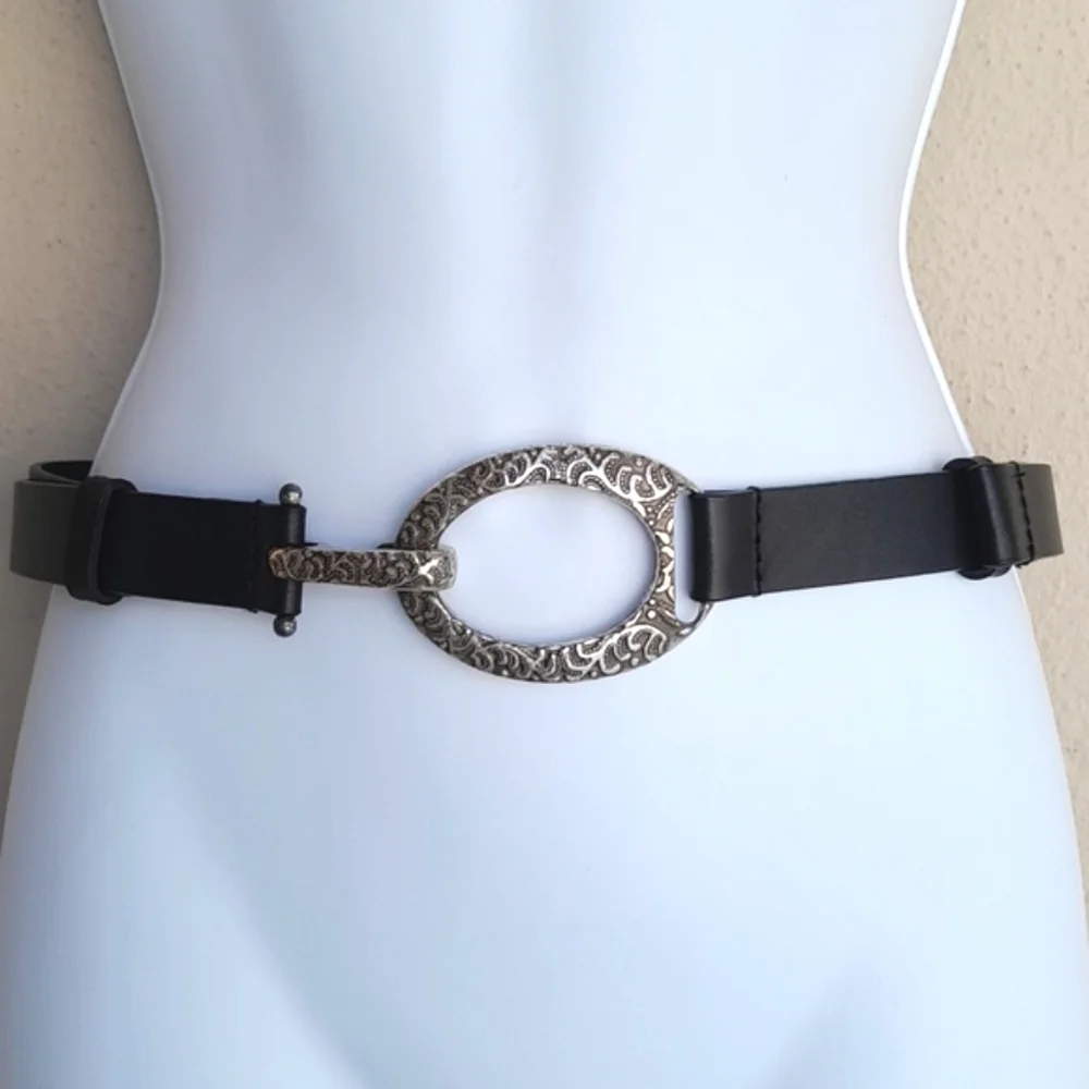 Lake Shore Drive Adjustable Leather Belt With Silver Buckle Size XL